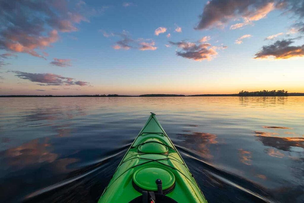 kayak at medina lake